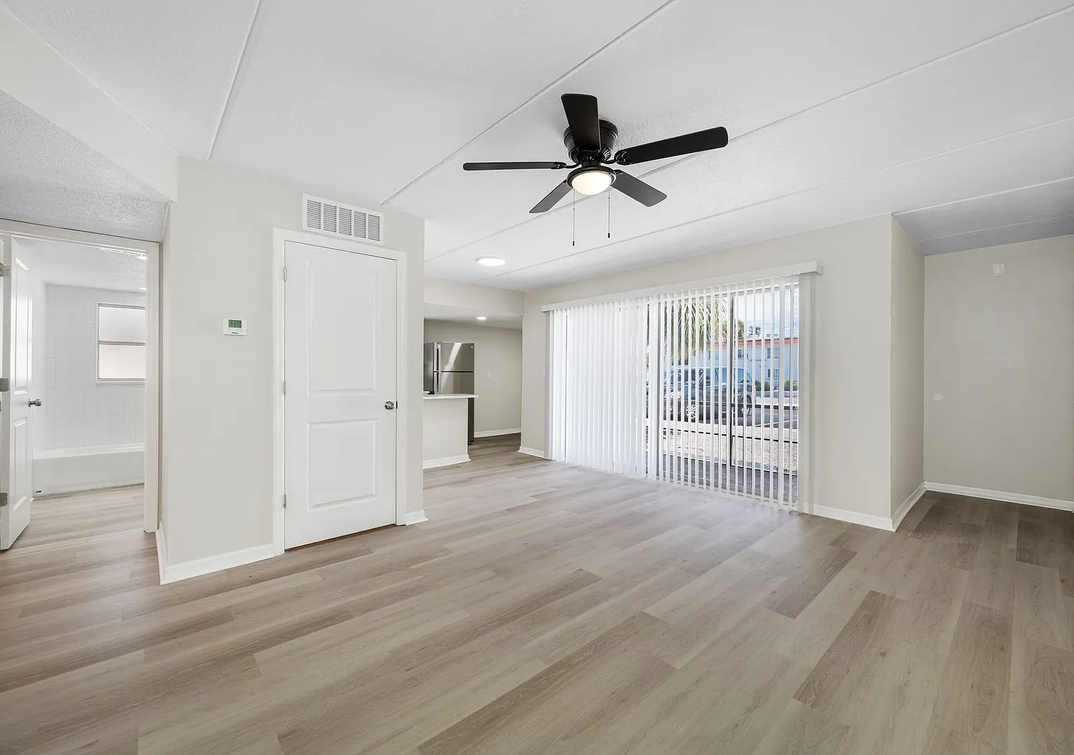 Sand Dune Apartments on St Pete Beach — Photo 2