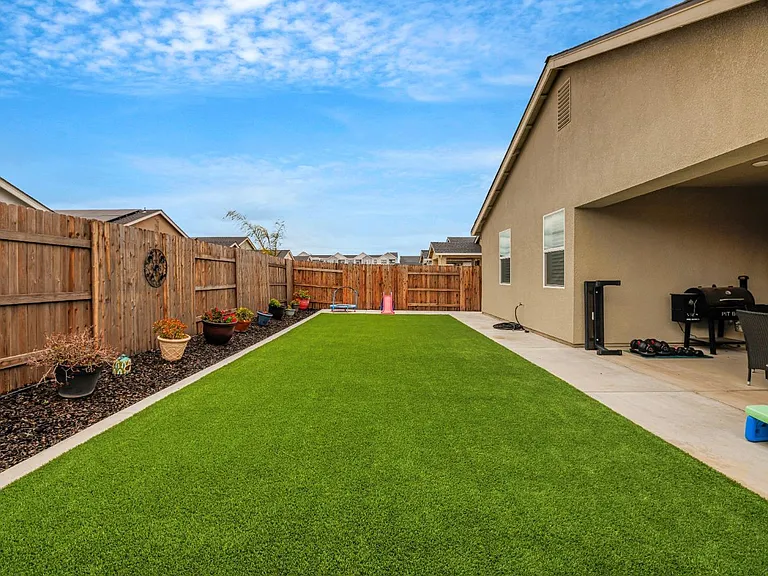 6056 Redondo Way — Photo 5