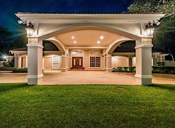 2nd image of 7003 Western Oaks Blvd