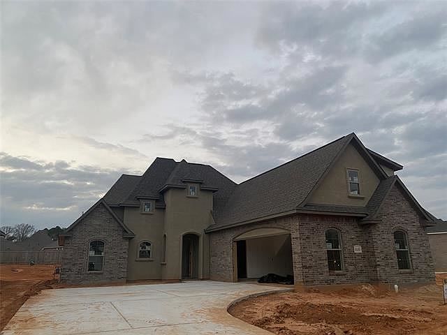 1st image of 1133 Green Wood Cir