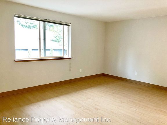 4th image of 7640-7644 SE Milwaukie Ave