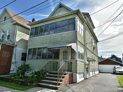 51 Van Winkle Ave, Wallington, NJ, 07057