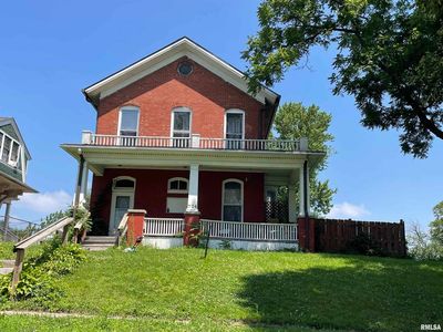 724 W 8th St, Davenport, IA, 52802