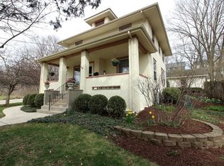 227 N Bennett St, Geneva, IL 60134