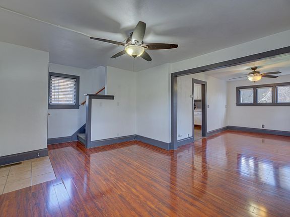 2nd image of 909 Johnson St