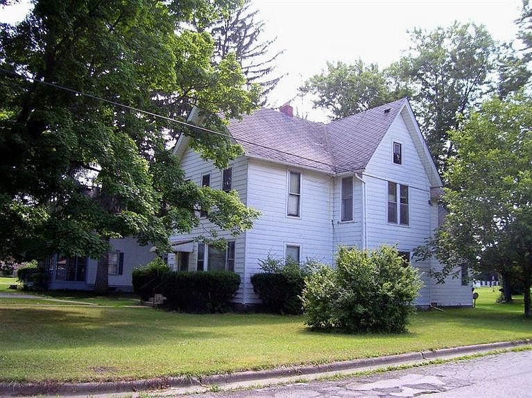 2nd image of 1202 L St