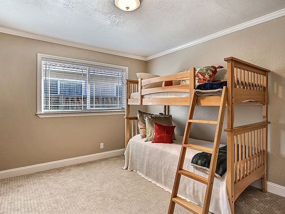4th image of 4939 Chiles Dr