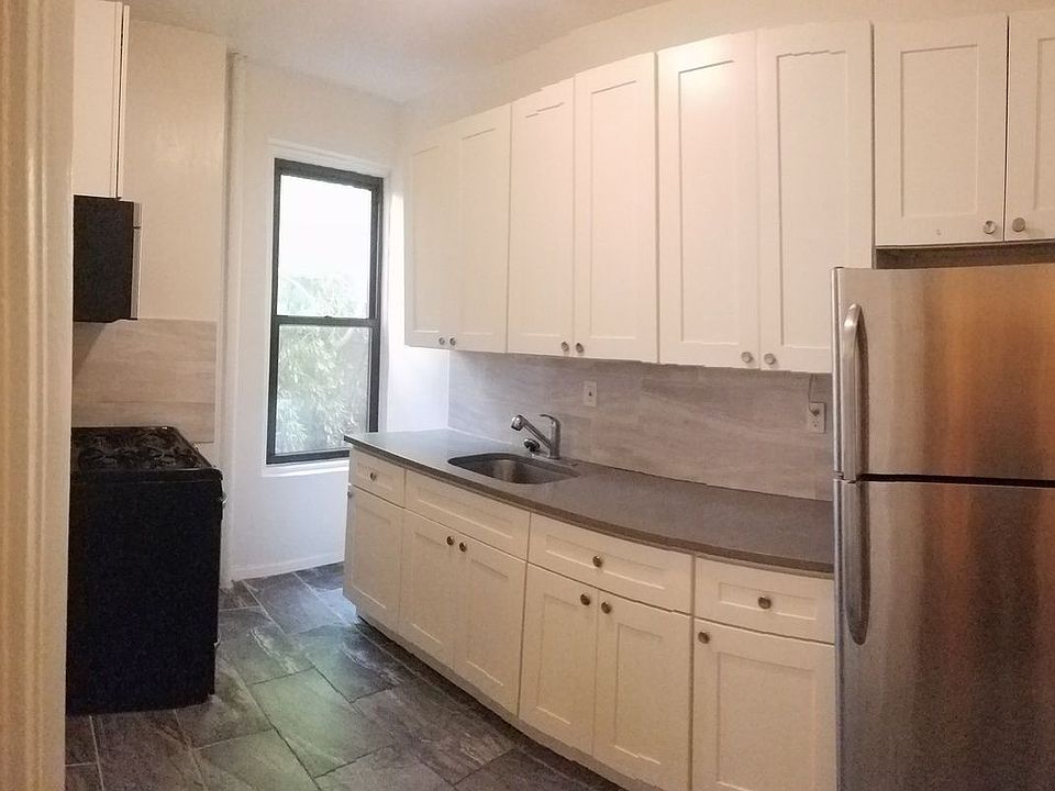 1st image of 225 Parkside Ave APT 2S