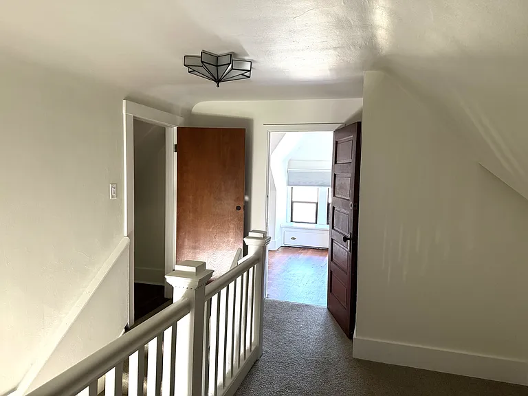 1012 Dupont St — Photo 24