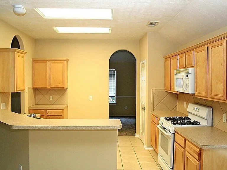 6314 Bonnie Chase Ln — Photo 4