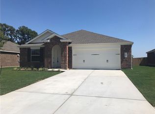 709 Heritage Grove Rd, Leander, TX 78641