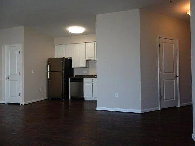 31 Water St #D — Photo 10