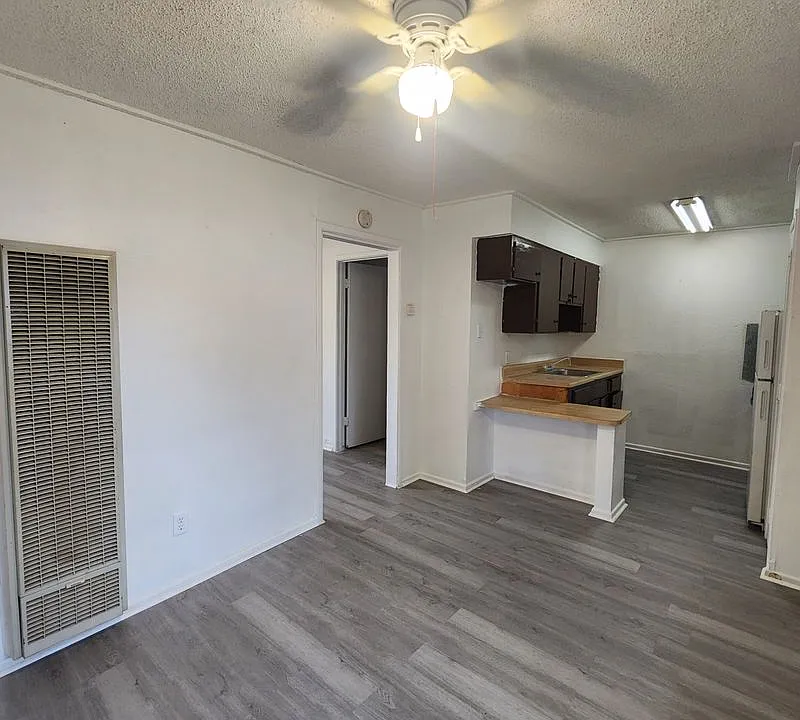 610 Ruiz St #2