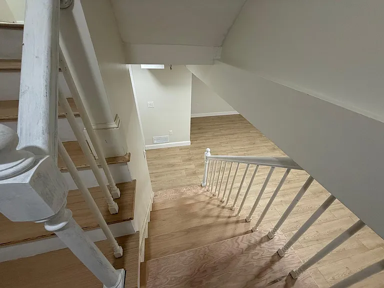 195 Wellman Ave #195 — Photo 28