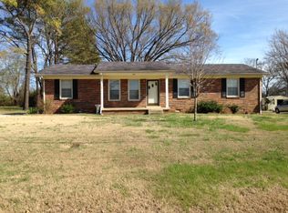 108 Oak Park Dr, Columbia, TN 38401