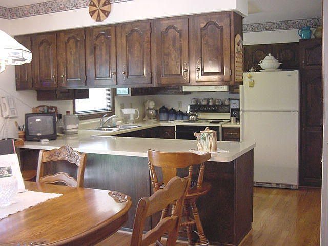 Kitchen and dining are great for holidays!