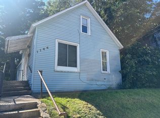 1144 Logan St SE, Grand Rapids, MI 49506