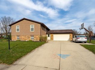 1908 Beckert Dr, Piqua, OH 45356