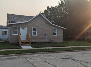 15738 E 2nd St, Ettrick, WI 54627