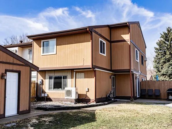 3053 22nd St S, Fargo, ND 58103