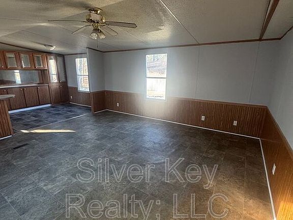 3rd image of 1019 S Jackson St Lot 22