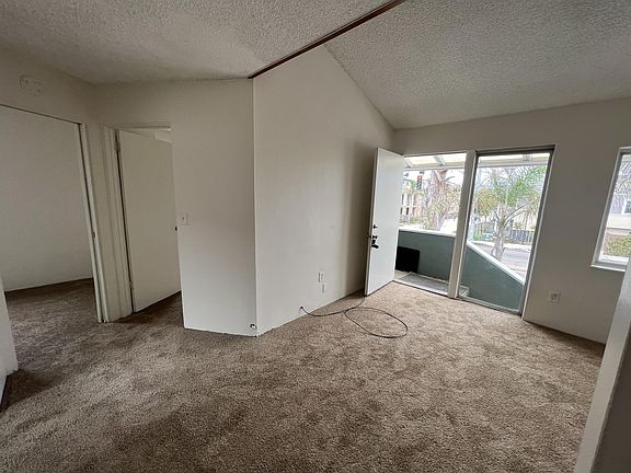 2nd image of 3292 Mission Blvd