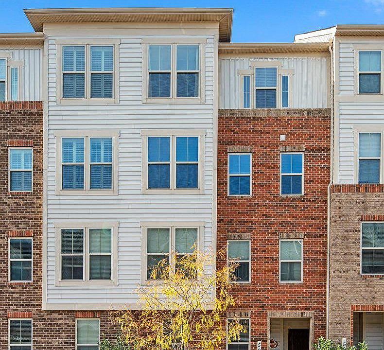 1st image of 5926 Leben Dr