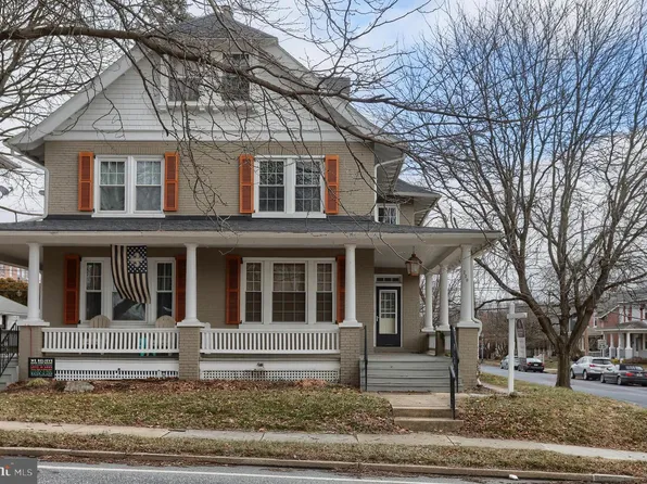 229 Cocoa Ave, Hershey, PA 17033