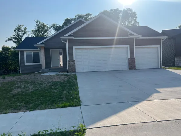 3649 Meadow Sage Ct SE, Rochester, MN 55904