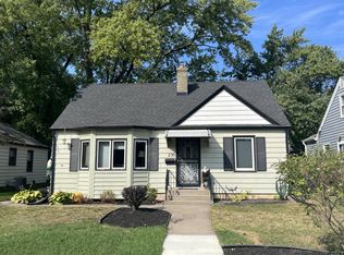 230 16th Ave N, Hopkins, MN 55343