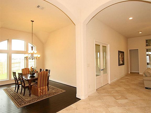 5th image of 6719 Fairwood Creek Ln