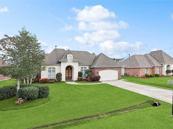 1060 Scarlet Oak Ln, Mandeville, LA 70448