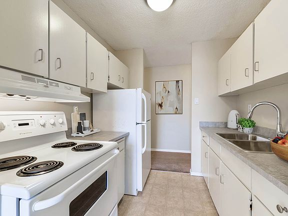 3rd image of 15503 87th Ave #398686