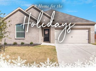 2214 Walden Pond Blvd, Forney, TX 75126