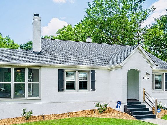 1906 East North Street