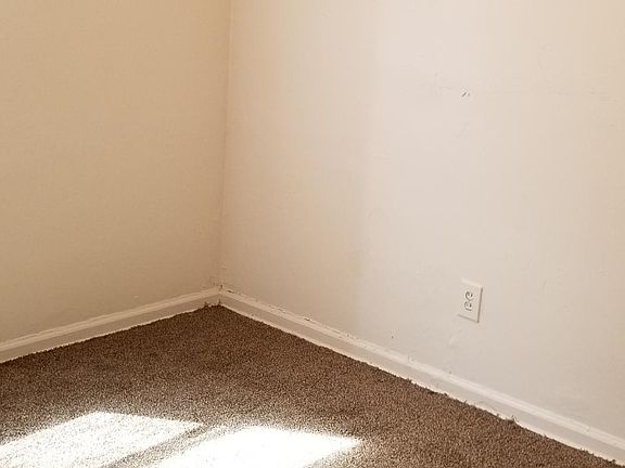 3rd image of 19355 Alcoy St