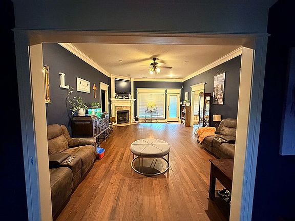 2nd image of 1304 Nature Way Dr