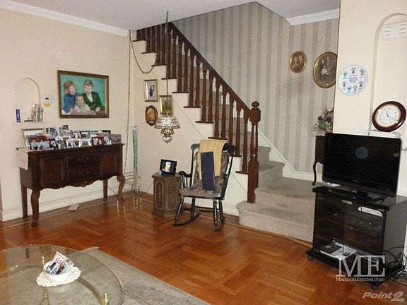 3 BEDROOM DUPLEX........