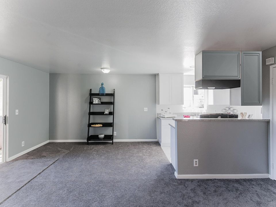 1st image of 708 N Eucalyptus Ave APT 105