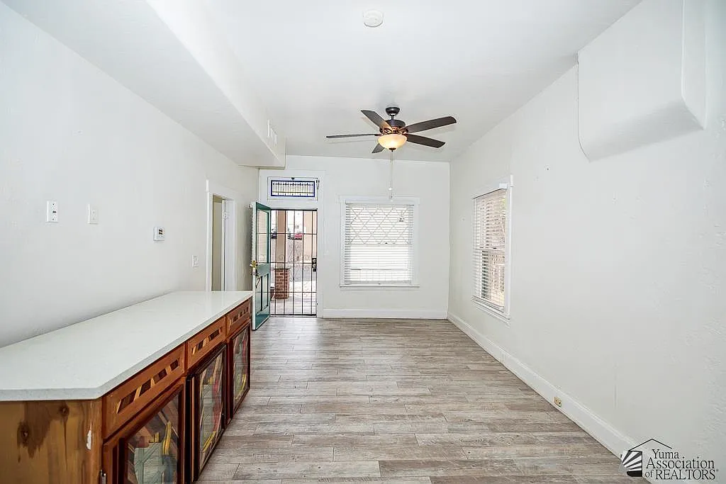 2 bed, 1.0 bath, 1057 sqft, $1,400 — Photo 4
