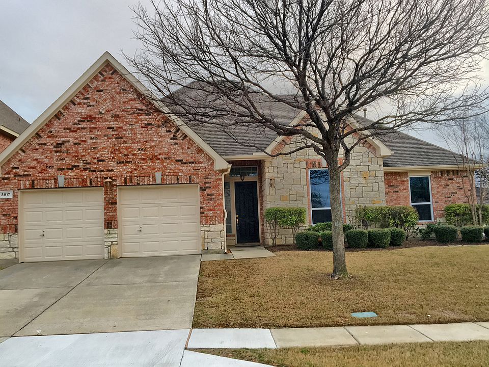 1st image of 8917 Brook Hollow Dr