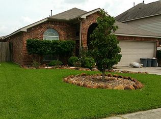 1711 N Highlands Xing, Highlands, TX 77562