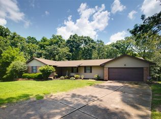 4382 Old Trl, Barnhart, MO 63012