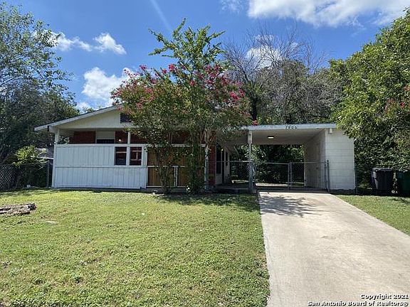 3rd image of 7906 Sugarfoot Dr