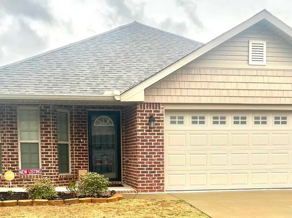 212 Black Creek Trl, Odenville, AL 35120