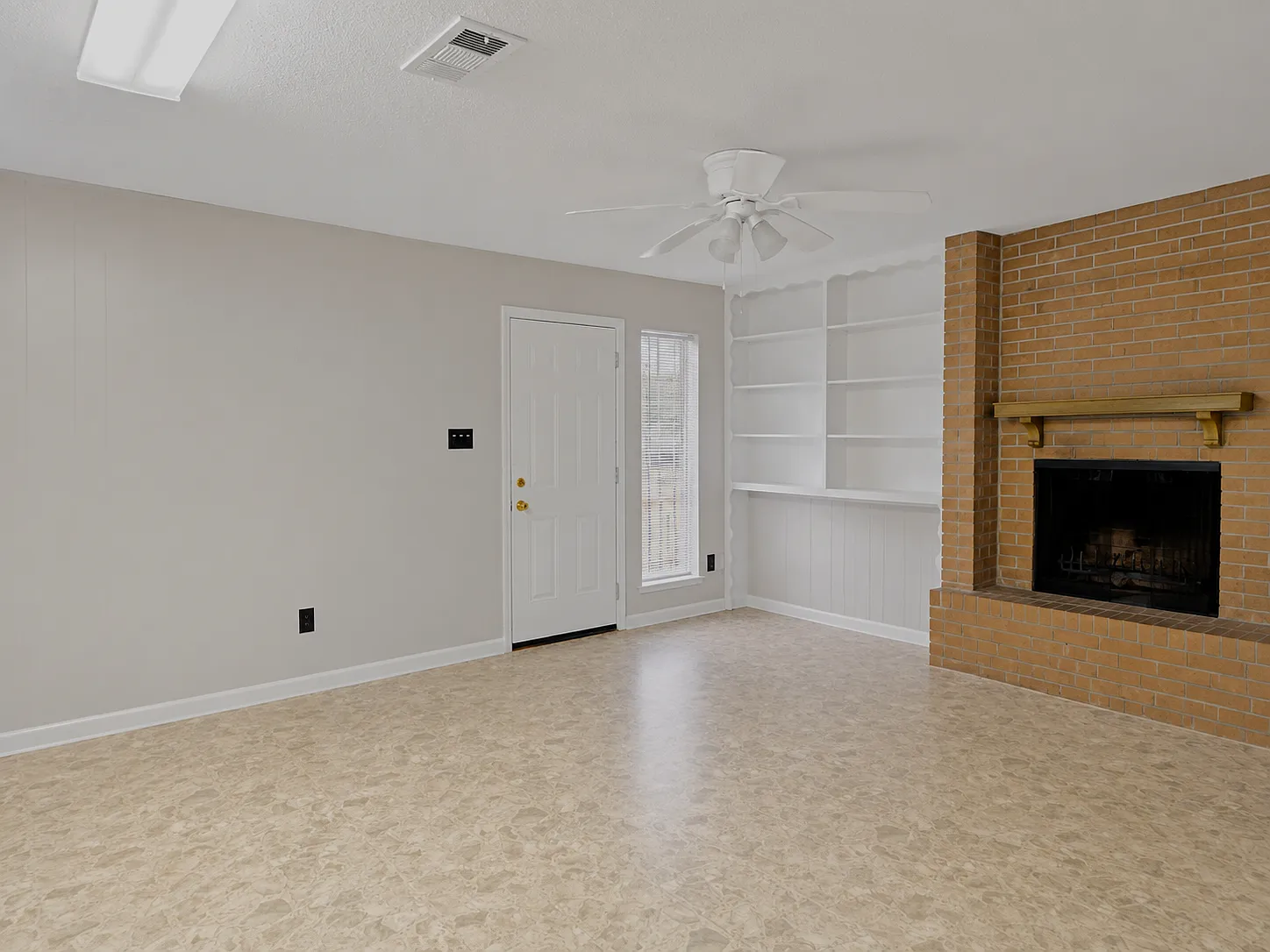 2 bed, 1528 sqft, $2,400 — Photo 3