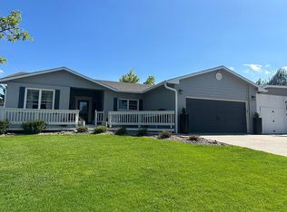 360 E Cherry St, Colby, KS 67701