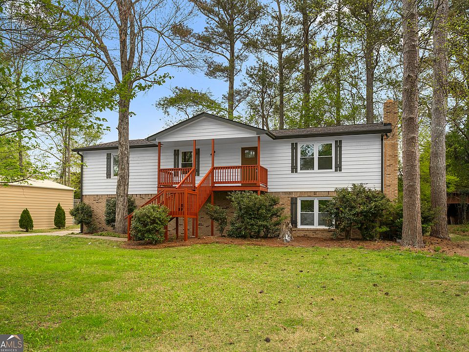 1st image of 1597 Sprayberry Dr
