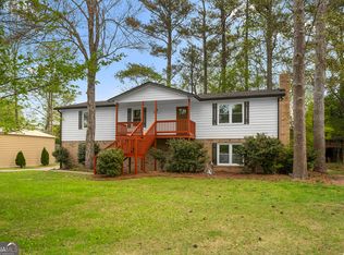 1597 Sprayberry Dr, Marietta, GA 30066