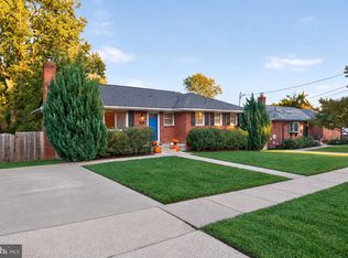 2305 Peggy Ln, Silver Spring, MD 20910